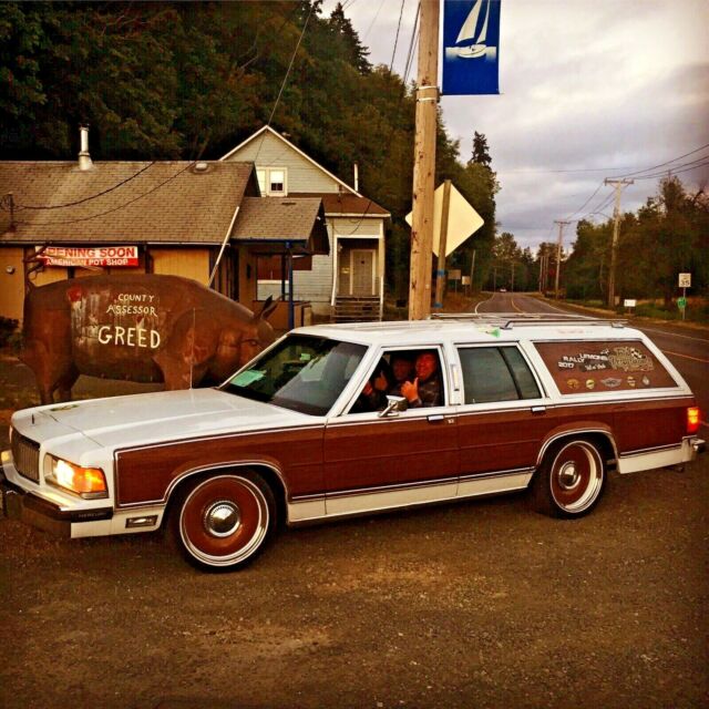 1989 Mercury Grand Marquis Colony Park GS SUPER CLEAN - photo 9