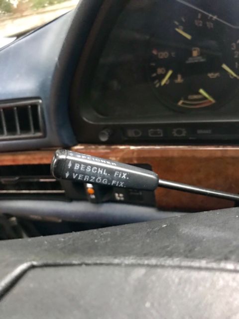 1985 Mercedes-Benz 500-Series European two-door coupe - photo 12
