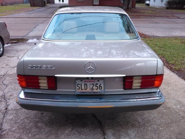 1988 Mercedes-Benz S-Class 300 SEL - photo 4