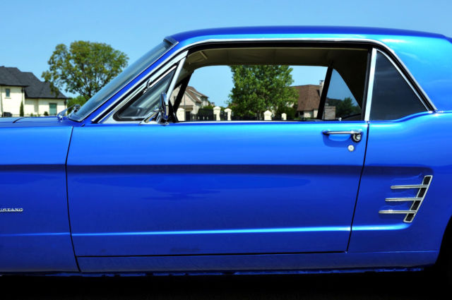1965 Ford Mustang 289 V8 Electric Blue Pearl ONLY 10K MILES - photo 10