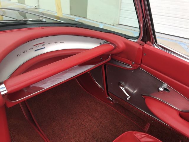 1960 Chevrolet Corvette - photo 11