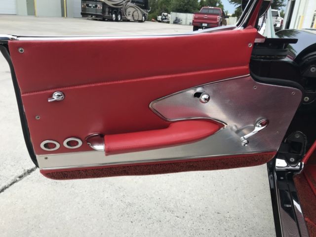 1960 Chevrolet Corvette - photo 13