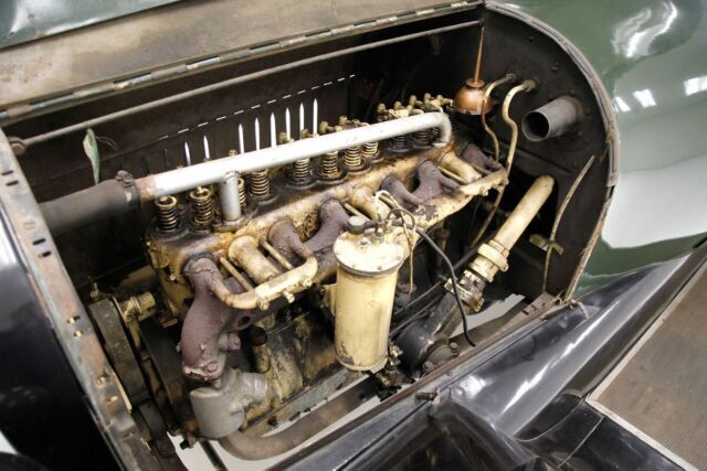 1918 Buick E50 Series Sedan - photo 8