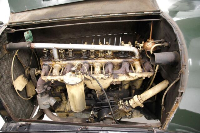 1918 Buick E50 Series Sedan - photo 9