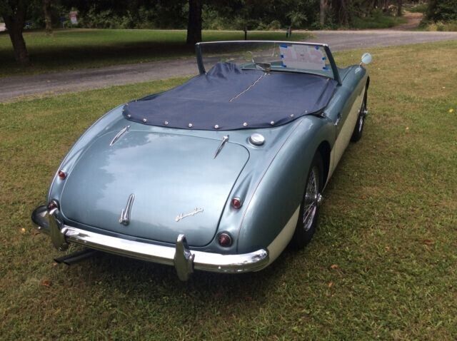 1958 Austin Healey 100-6 BN4 - photo 3