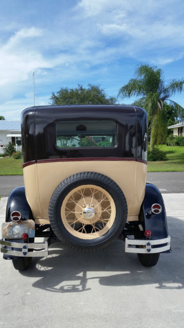 1930 Ford Model A Tudor - photo 2