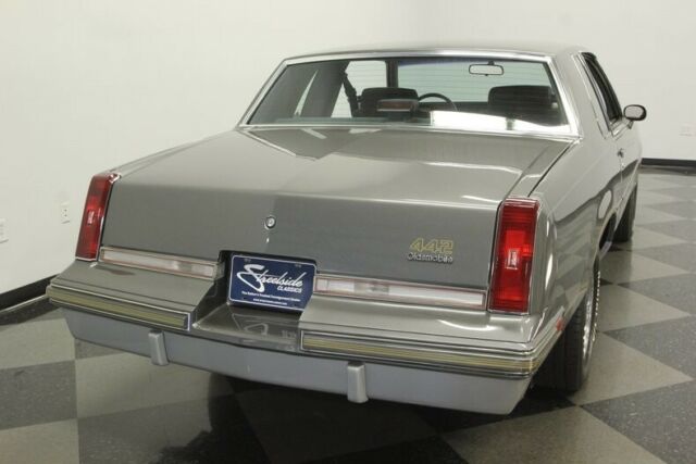 1987 Oldsmobile Cutlass Supreme 442 - photo 13