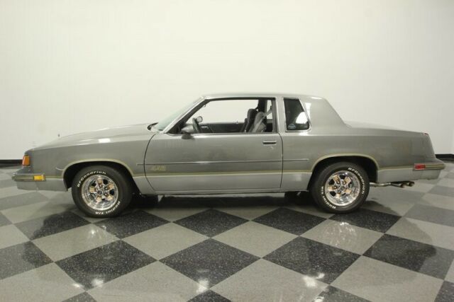 1987 Oldsmobile Cutlass Supreme 442 - photo 8