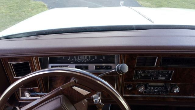 1983 Oldsmobile Ninety-Eight REGENCY COUPE - photo 7