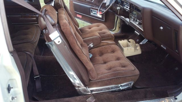 1983 Oldsmobile Ninety-Eight REGENCY COUPE - photo 9