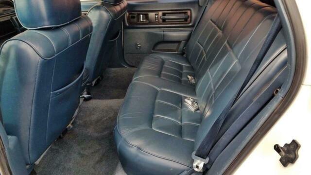 1992 Oldsmobile Custom Cruiser -- - photo 11