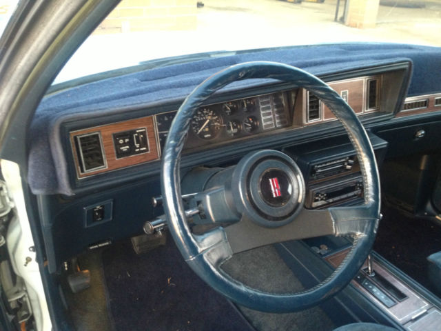 1987 Oldsmobile Cutlass Buckets,Console,Gauges - photo 11