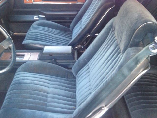 1987 Oldsmobile Cutlass Buckets,Console,Gauges - photo 8