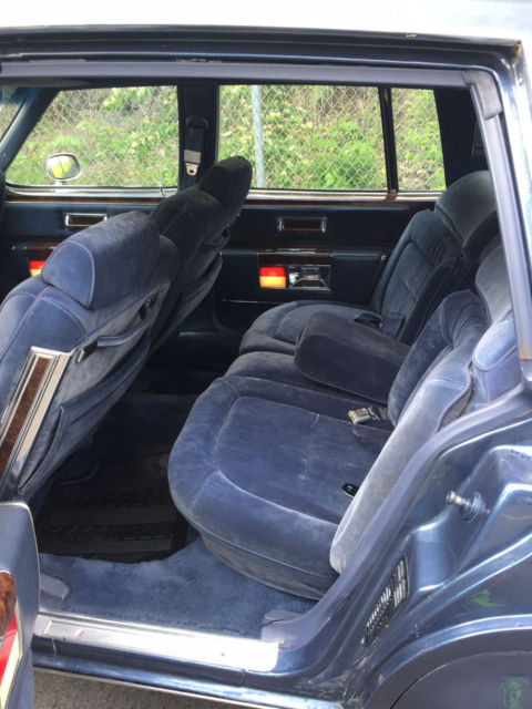 1983 Oldsmobile Regency Ninety Eight Regency Brougham Sedan 4-Door - photo 6
