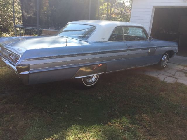 1962 Oldsmobile Starfire - photo 2