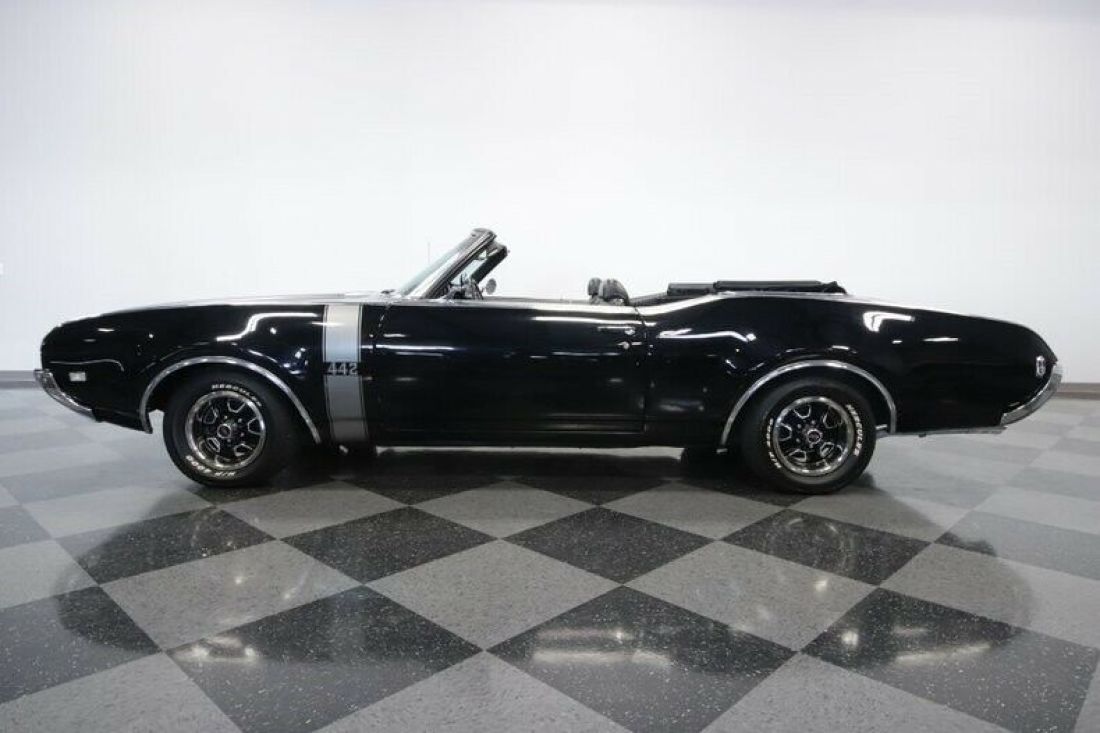 1969 Oldsmobile 442 Convertible - photo 3