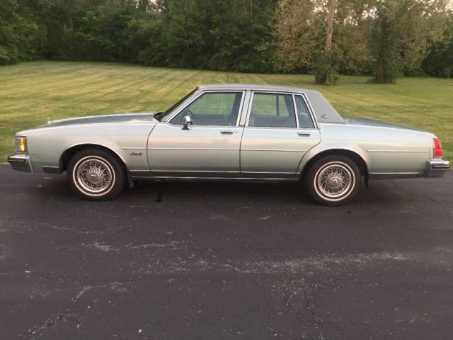 Oldsmobile 1982 Delta 88 Royale 1982 Oldsmobile Eighty-Eight Royale