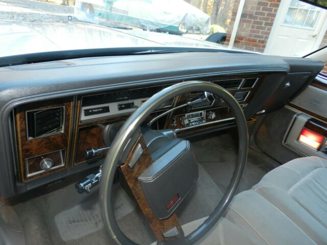 1984 Oldsmobile Ninety-Eight REGENCY BROUGHAM - photo 13
