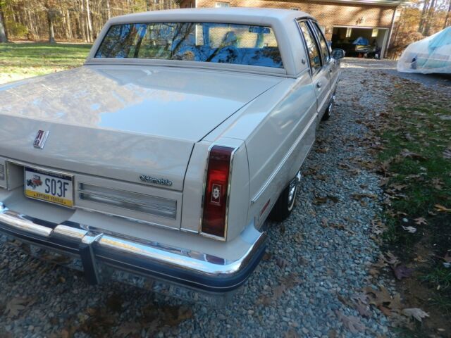 1984 Oldsmobile Ninety-Eight REGENCY BROUGHAM - photo 6