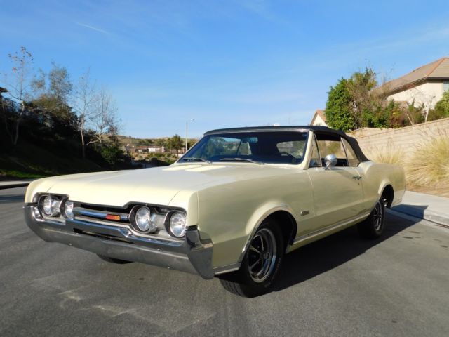 OLDSMOBILE 442 CONVERTIBLE...NO RESERVE... SUPER RARE CAR 1967 Oldsmobile 442 ..NO RESERVE