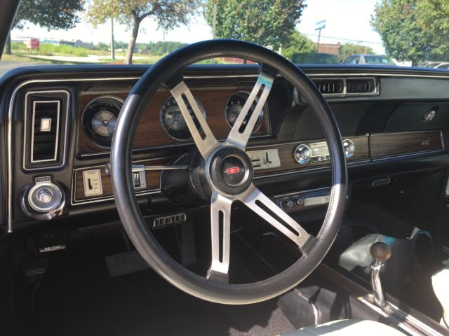 1971 Oldsmobile 442 White Vinyl - New and Perfect - photo 11