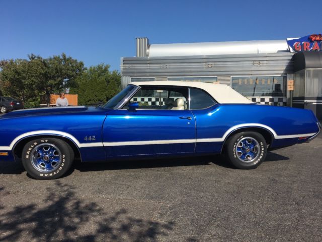 1971 Oldsmobile 442 White Vinyl - New and Perfect - photo 8