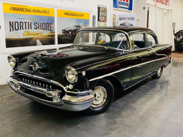 1955 Oldsmobile Eighty-Eight - HIGH QUALITY RESTORATION - 324 V8 - AUTO TRA - photo 2
