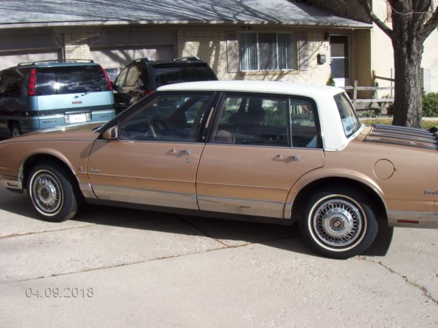 1990 Oldsmobile Ninety-Eight Brougham - photo 3