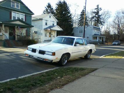 1988 Oldsmobile Cutlass Supreme - photo 2