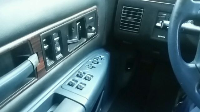 1991 Oldsmobile Custom Cruiser - photo 13