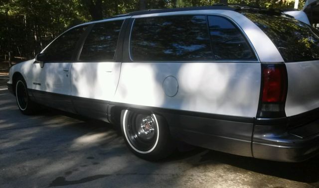 1991 Oldsmobile Custom Cruiser - photo 6