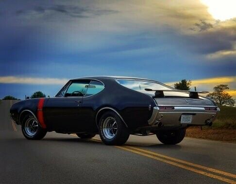 1968 Oldsmobile Cutlass 442 Holiday Sport Coupe - photo 7