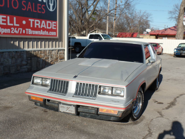 1984 Oldsmobile Cutlass Hurst Calais - photo 3