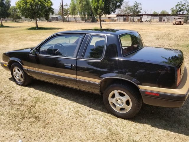 1989 Oldsmobile Cutlass Calais Quad 4 - photo 2
