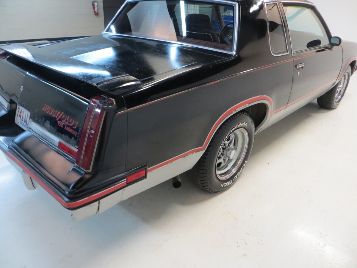 1983 Oldsmobile Cutlass Hurst/Olds 15th Anniversary - photo 5