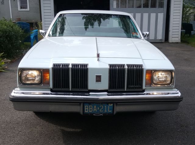 Oldsmobile Cutlass Supreme 1979 Oldsmobile Cutlass