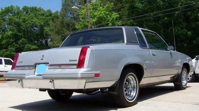 1988 Oldsmobile Cutlass Cutlass Supreme - photo 3