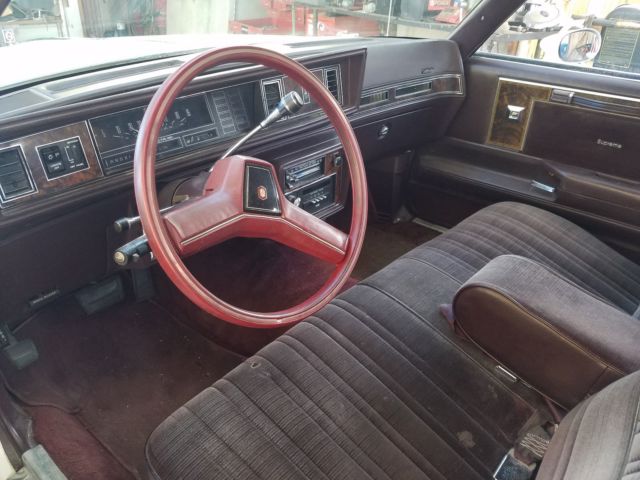 1985 Oldsmobile Cutlass sedan - photo 5