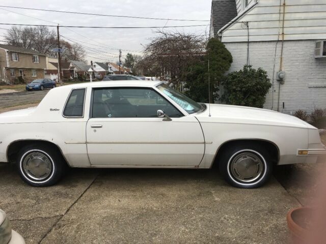 1986 Oldsmobile Cutlass Supreme