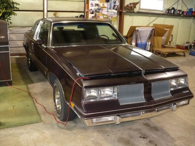 Oldsmobile  Cutlass Supreme Brougham 1979 Oldsmobile Cutlass Coupe