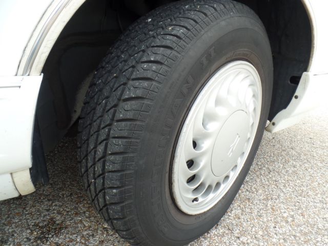 1994 Oldsmobile Cutlass Supreme S - photo 2