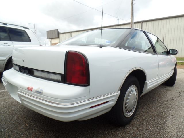 1994 Oldsmobile Cutlass Supreme S - photo 4
