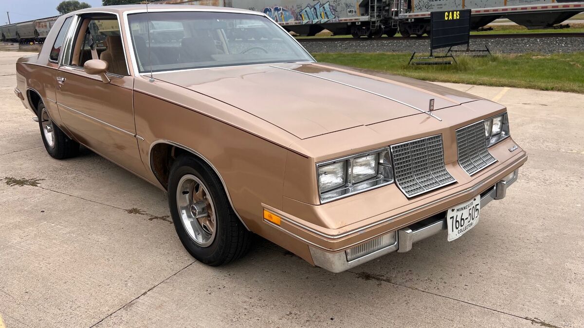 1985 Oldsmobile Cutlass - photo 4