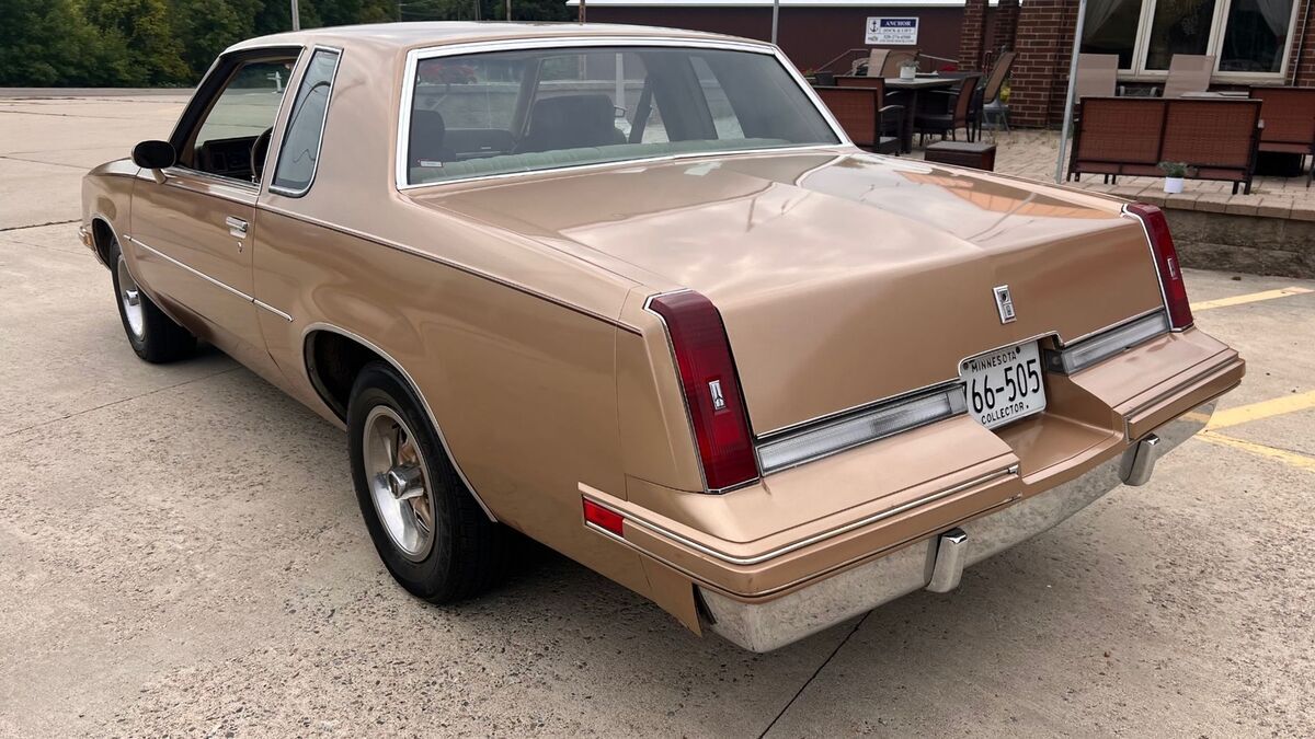 1985 Oldsmobile Cutlass - photo 8