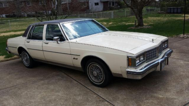 1985 Oldsmobile Other Maroon Brougham roof - photo 5