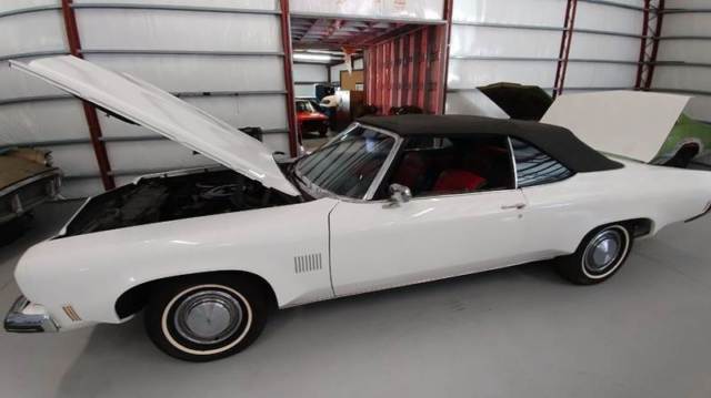 Oldsmobile Delta Eighty-Eight white with 85,000 Miles, for sale! PROJECT 1973 Oldsmobile Eighty-Eight delta