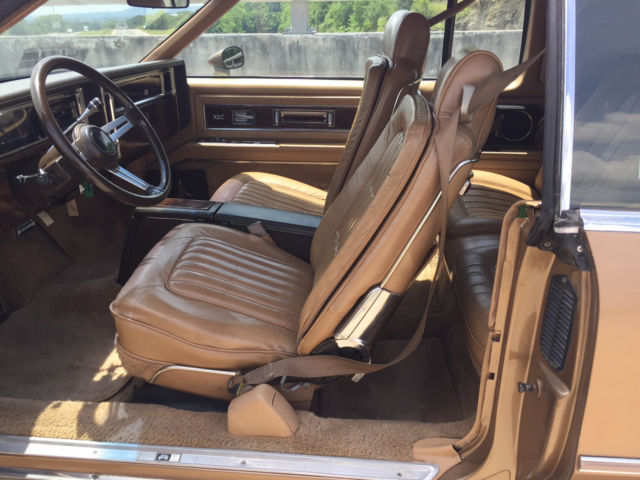1981 Oldsmobile Toronado Brougham Coupe 2-Door - photo 11