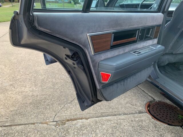1985 Oldsmobile Ninety-Eight Brougham - photo 7