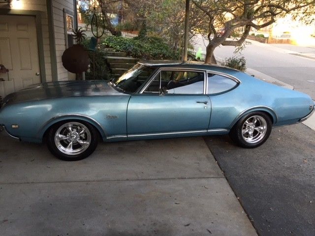 Oldsmobile F85 2 door coupe 1968 Oldsmobile Cutlass F-85
