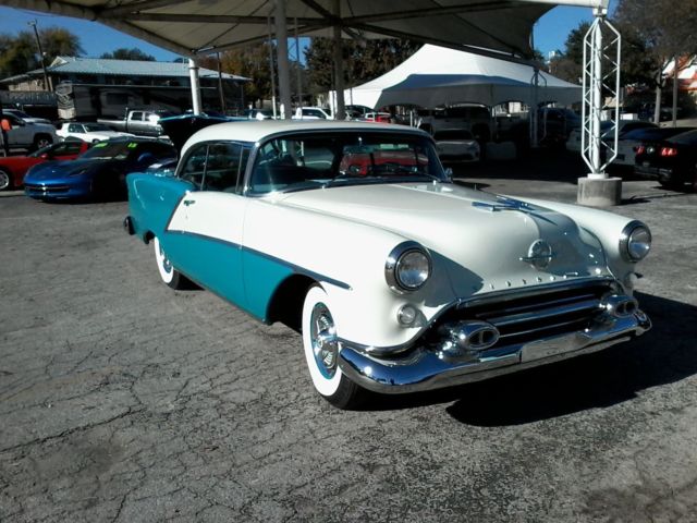 1954 Oldsmobile Ninety-Eight Holiday HT - photo 2